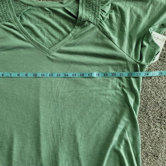 Wonderly Tunic Top Pale Green Plus Size 1X Great Transition Piece - Picture 6 of 9